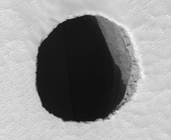 Forrás: NASA, JPL, UA