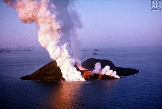 Forr�s: surtsey.is
