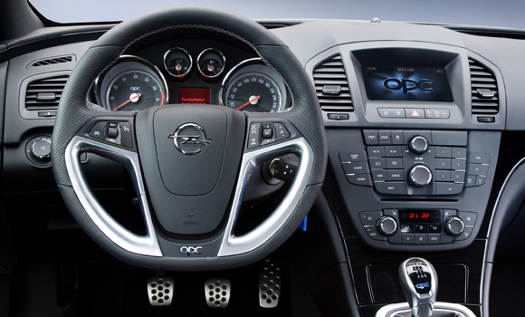 Forrás: Opel Forrás: Opel