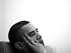 Forr�s: Feh�r H�z/Pete Souza